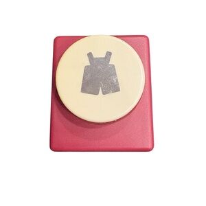 Red and Cream Art Punch